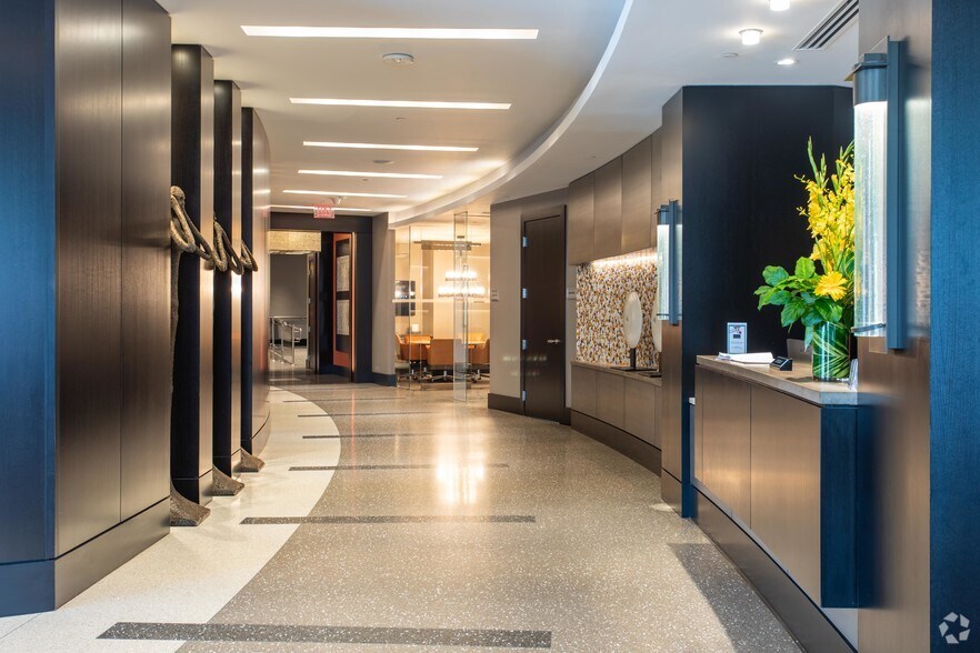 More Photos Of 4800 Auburn Ave, Bethesda Apartments For Lease