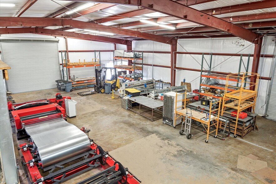 More Photos Of 11126 Timber Crest Dr, Houston Warehouse For Sale