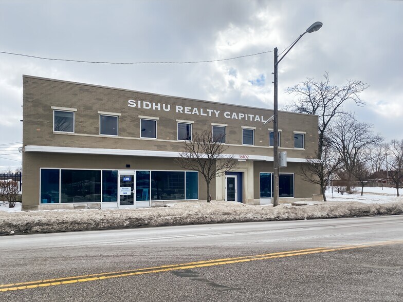 More Photos Of 16102 Chagrin Blvd, Shaker Heights Coworking Space