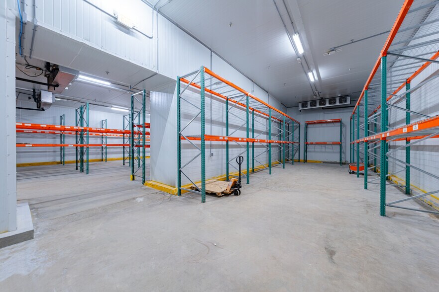 More Photos Of 5150 N State Road 7, North Lauderdale Refrigeration Cold Storage For Lease