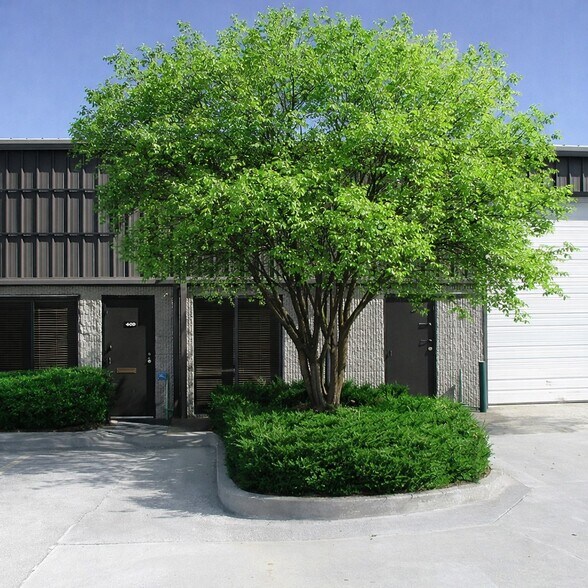 Primary Photo Of 129 Bethea Rd, Fayetteville Distribution For Lease