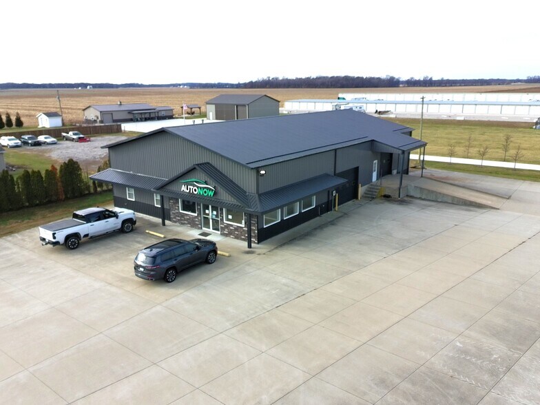 Primary Photo Of 2861 N 600W, Jasper General Retail For Sale
