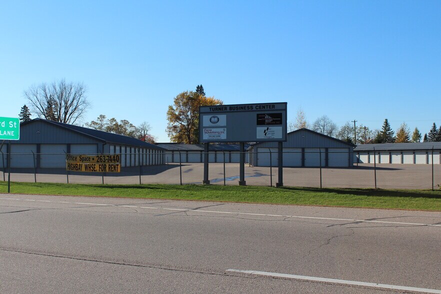 More Photos Of 1711 E 13th St, Hibbing Flex For Lease