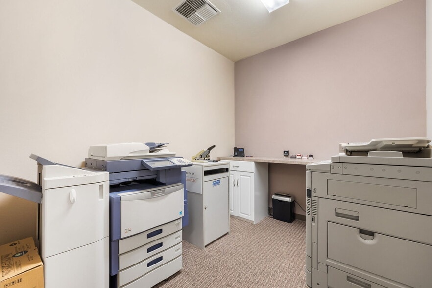 More Photos Of 1740 Pottery Ave, Port Orchard Medical For Sale