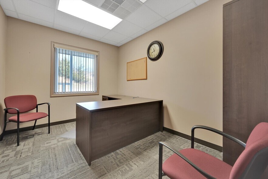 More Photos Of 200 Pine Brook Pl, Orwigsburg Medical For Lease