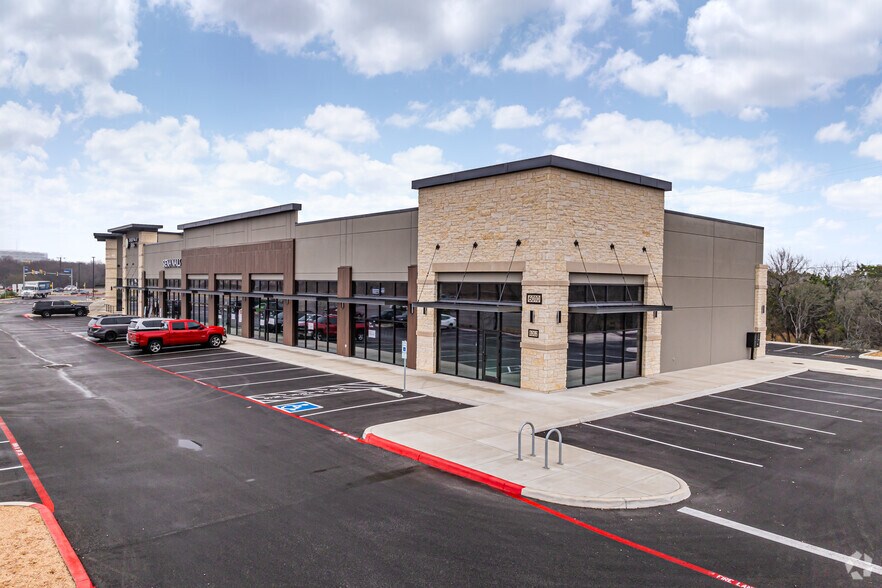 More Photos Of UTSA Blvd, San Antonio Unknown For Lease