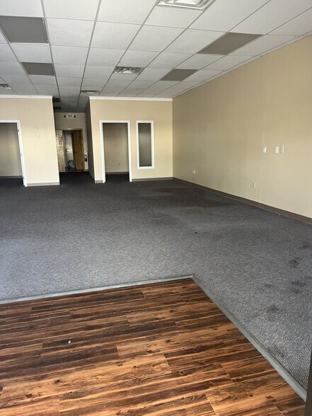 More Photos Of 345-369 E Economy Rd, Morristown Freestanding For Lease
