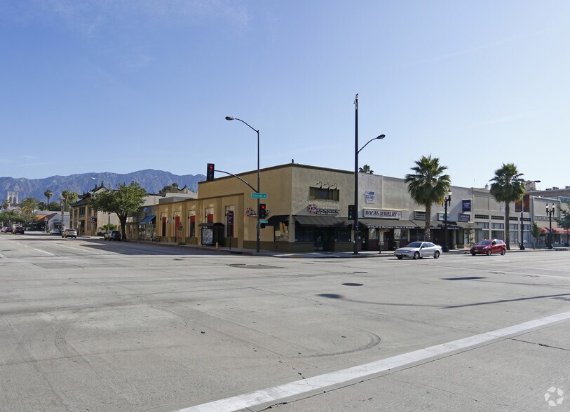 More Photos Of 443-453 E Colorado Blvd, Pasadena Storefront For Lease