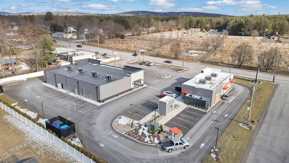 More Photos Of 212 Southampton Rd, Westfield Freestanding For Lease