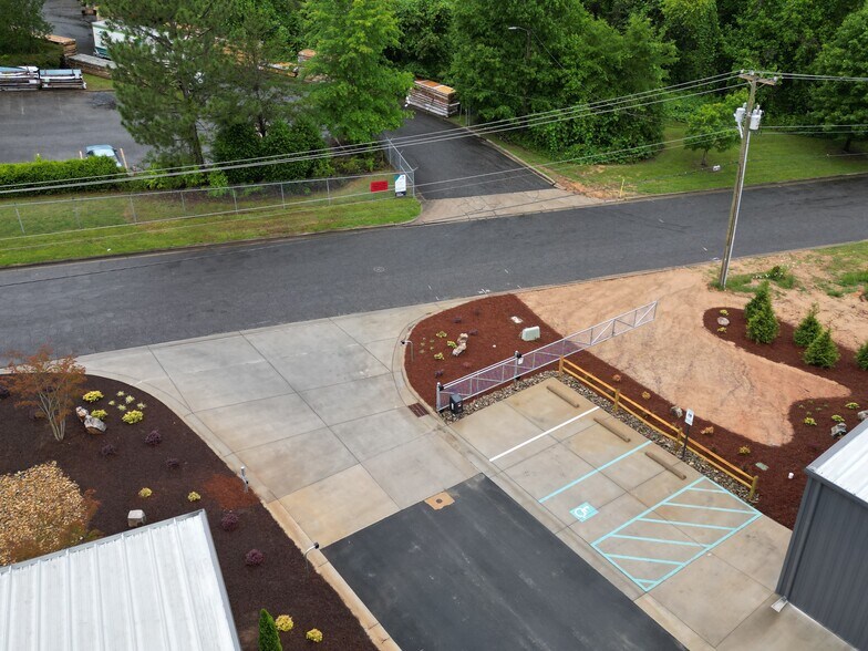 More Photos Of 1848 Chespark Dr, Gastonia Unknown For Lease