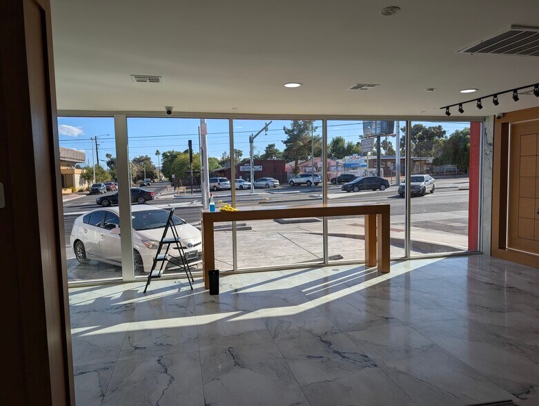 More Photos Of 1703 E Charleston Blvd, Las Vegas Freestanding For Sale