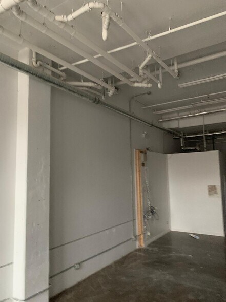 More Photos Of 138 E Hastings St, Vancouver Apartments For Sale