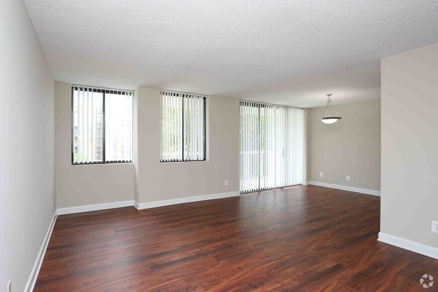 More Photos Of 1350 Beverly Rd, McLean Apartments For Lease