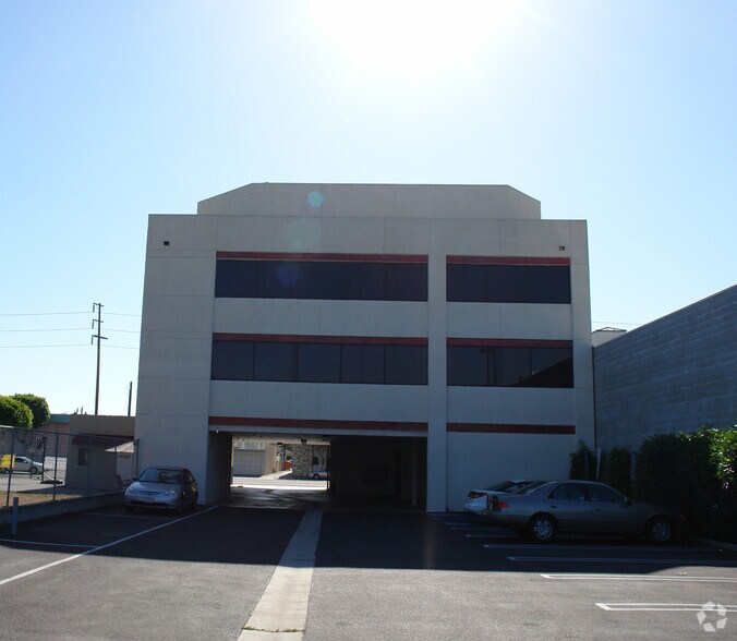 More Photos Of 16012 Western Ave, Gardena Office For Lease