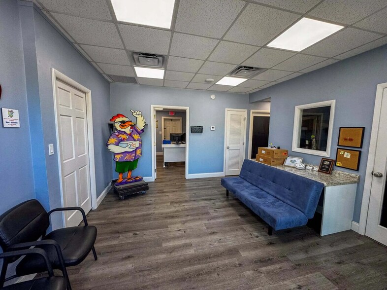 More Photos Of 5300 US Highway 1, Key West General Retail For Lease