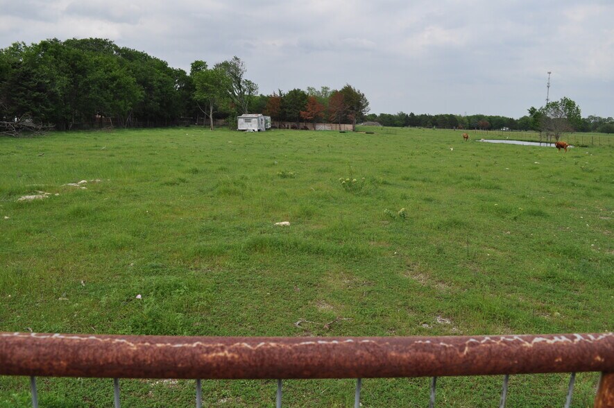 More Photos Of 620 S Kaufman Rd, Seagoville Land For Sale