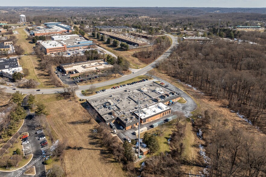 38 Loveton Cir, Sparks, MD 21152 Light Manufacturing For Sale