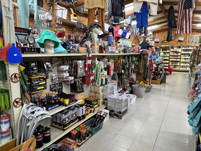 More Photos Of 29209 County Road 407, Newberry Lodge Meeting Hall For Sale