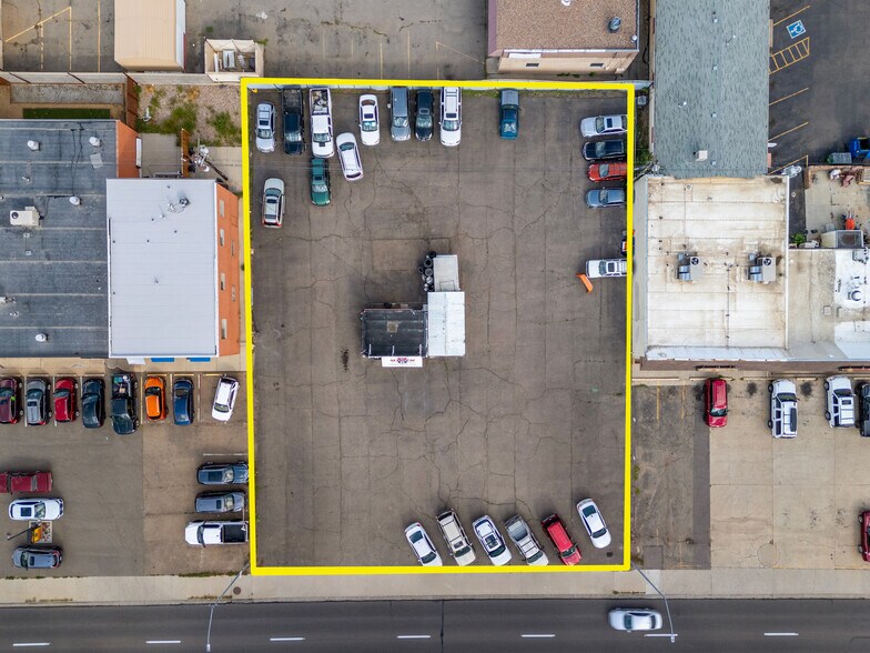 More Photos Of 1128 Main St, Longmont General Retail For Sale