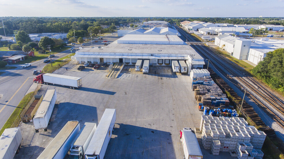 Primary Photo Of 1005 Snively Ave, Winter Haven Refrigeration Cold Storage For Sale