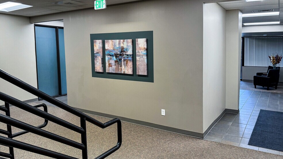 More Photos Of 1221 W Mineral Ave, Littleton Office For Lease