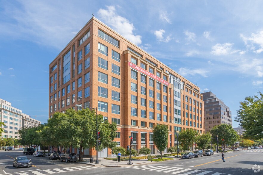 More Photos Of 601 New Jersey Ave NW, Washington Office For Lease