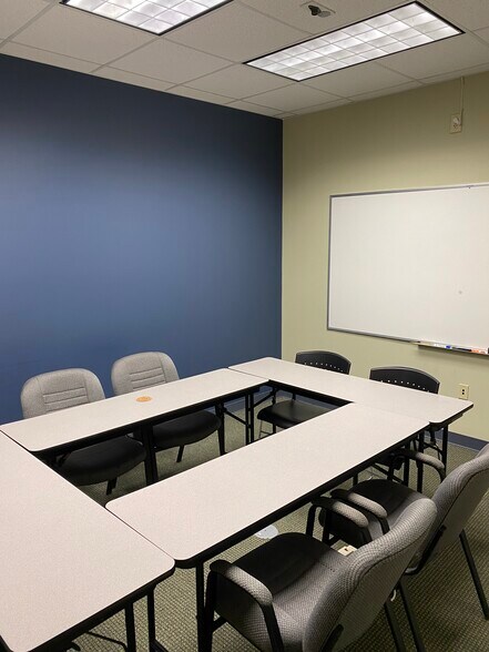 More Photos Of 2098 Teron Trace, Dacula Medical For Lease
