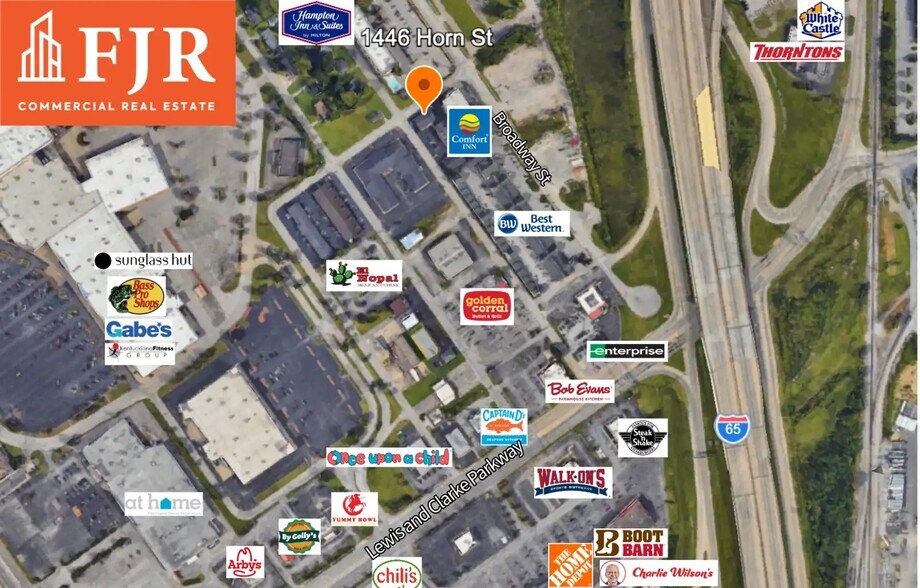 More Photos Of 1444 Horn St, Clarksville Office For Lease