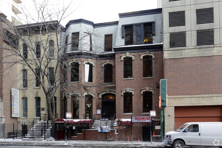 Primary Photo Of 16 W Ontario St, Chicago Storefront Retail Office For Lease