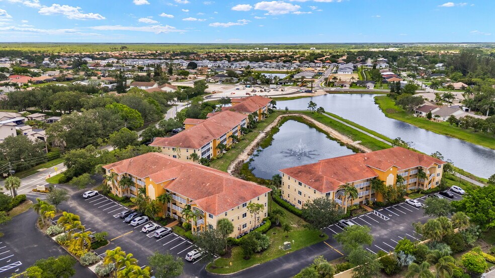 More Photos Of 10000-10030 Maddox Ln, Bonita Springs Apartments For Sale