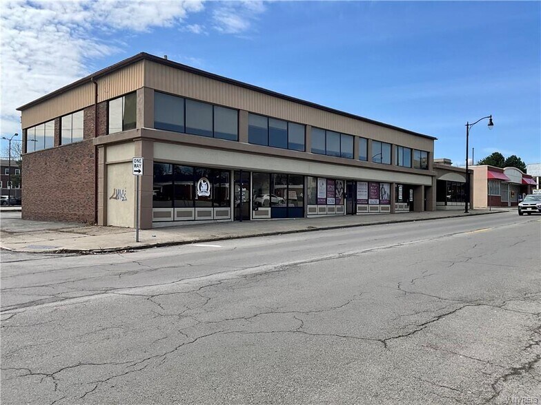 Primary Photo Of 1329 Pine Ave, Niagara Falls Office For Sale