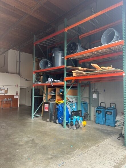 More Photos Of 20 S Linden Ave, South San Francisco Warehouse For Lease
