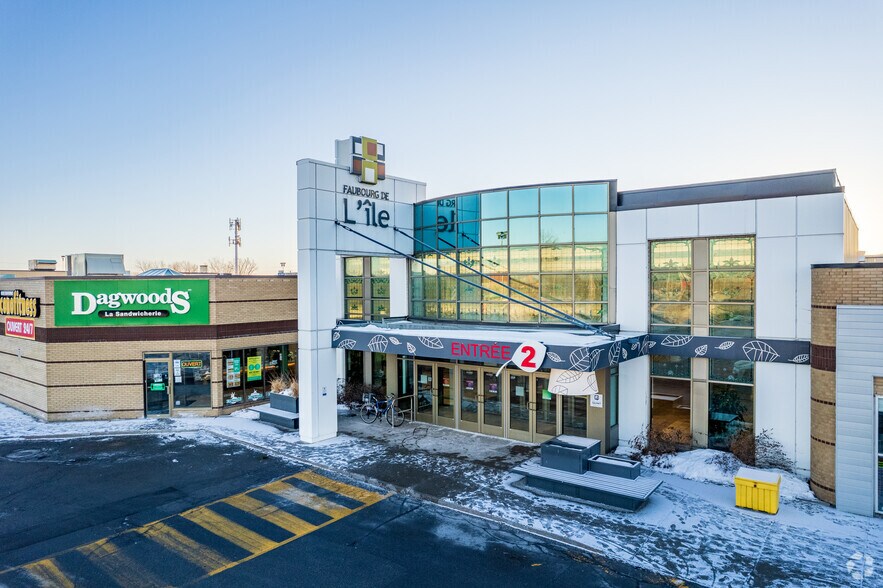 More Photos Of 101 Boul Cardinal-Léger, Pincourt General Retail For Lease