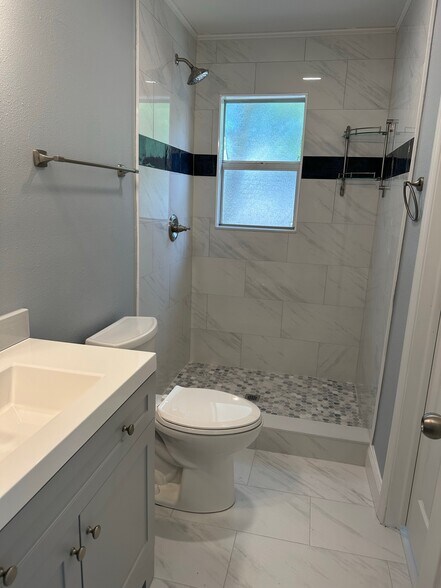 More Photos Of 614 Oak Ave, Clearwater Apartments For Sale