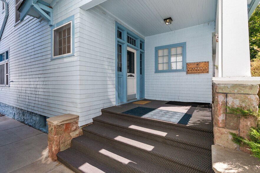 More Photos Of 1215 N Nevada Ave, Colorado Springs Apartments For Sale