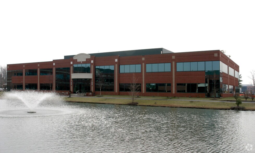 More Photos Of 1305 Executive Blvd, Chesapeake Office For Lease
