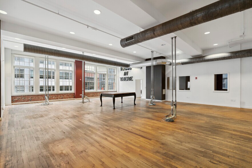 More Photos Of 114-120 S 13th St, Philadelphia Office For Lease