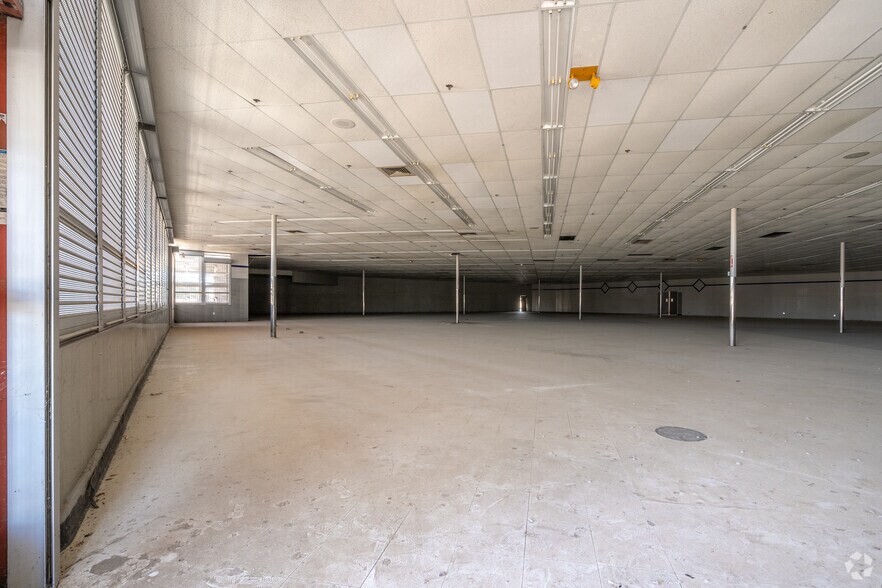 More Photos Of 890 E Hobsonway, Blythe Drugstore For Sale