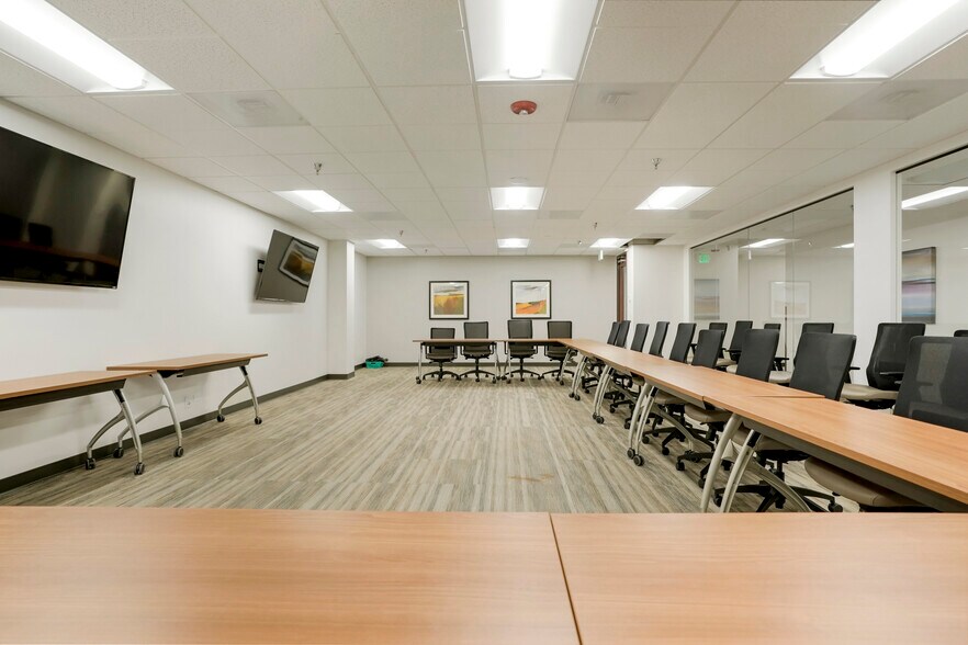 More Photos Of 7100 E Belleview Ave, Greenwood Village Office For Lease