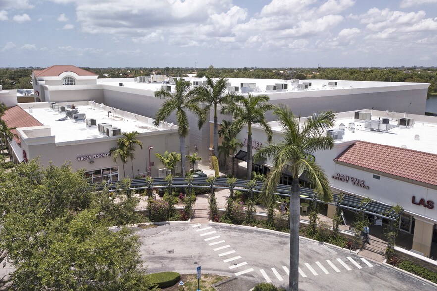 More Photos Of 15801-15999 Pines Blvd, Pembroke Pines Unknown For Lease