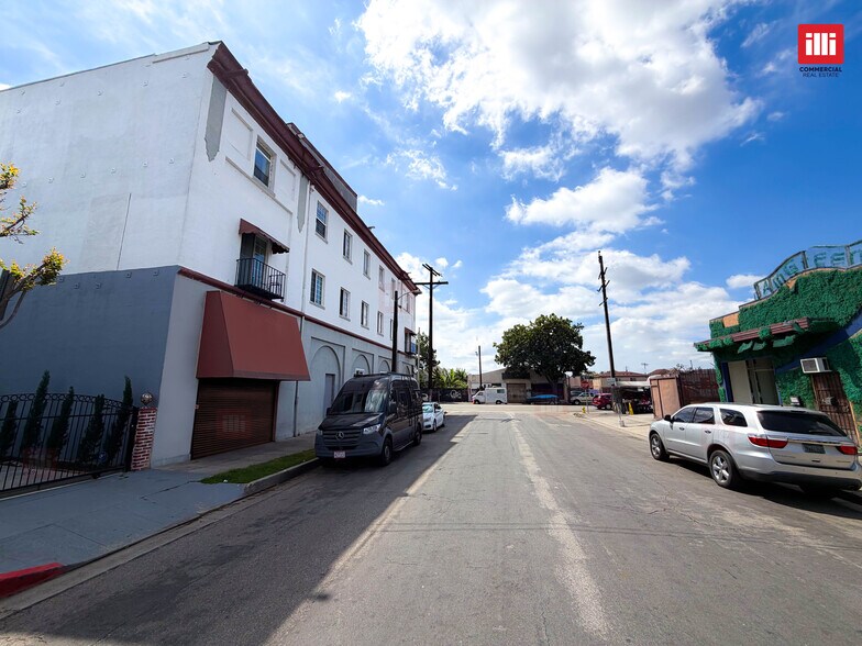 More Photos Of 1325 Venice Blvd, Los Angeles Storefront Retail Residential For Lease