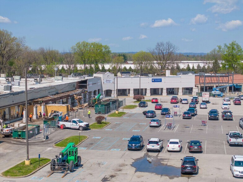 More Photos Of 1009-1411 10th St, Jeffersonville Unknown For Lease