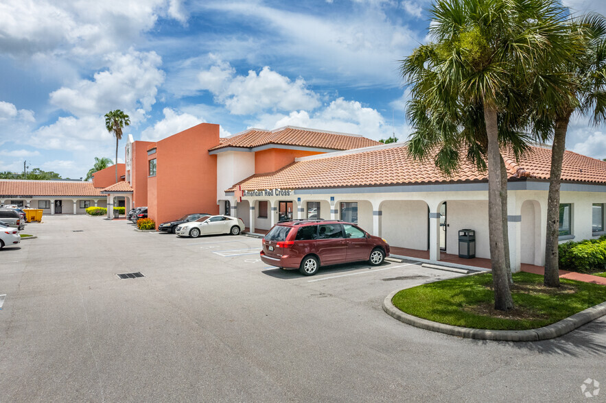 Primary Photo Of 7011-7051 Cypress Ter, Fort Myers Office For Lease