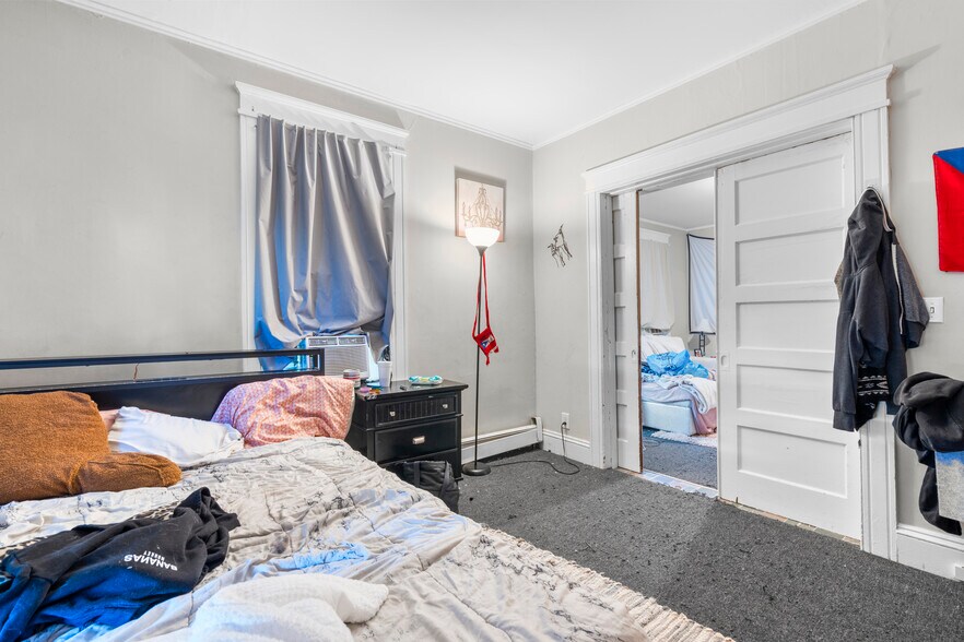 More Photos Of 445-451 Columbus Blvd, New Britain Apartments For Sale