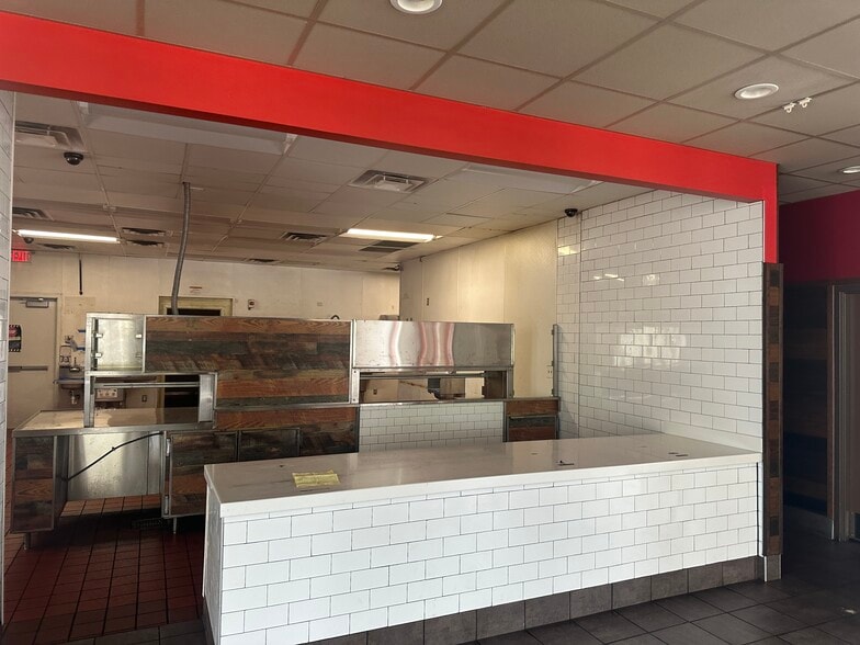 More Photos Of 2365 Pleasant Hill Rd, Duluth Fast Food For Lease