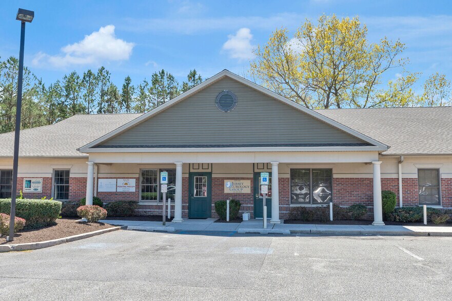 More Photos Of 314 Chris Gaupp Dr, Galloway Medical For Lease