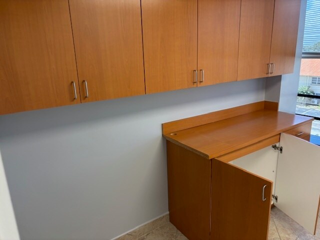 More Photos Of 2021 E Commercial Blvd, Fort Lauderdale Medical For Lease