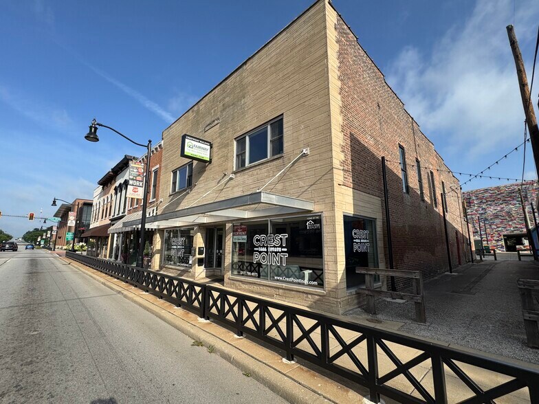 More Photos Of 116 W Main St, Plainfield Storefront Retail Residential For Lease