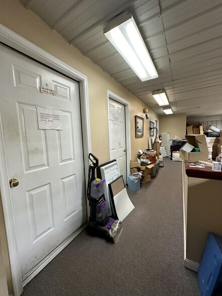 More Photos Of 121 Rental Ln, Grasonville Light Distribution For Lease