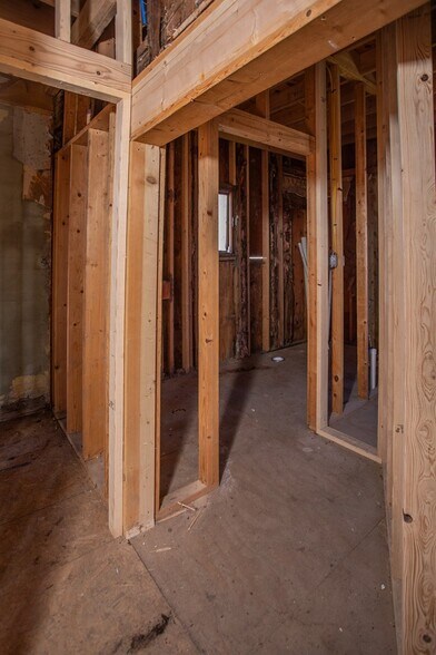 More Photos Of 11 E Hill Rd, Covington Apartments For Sale